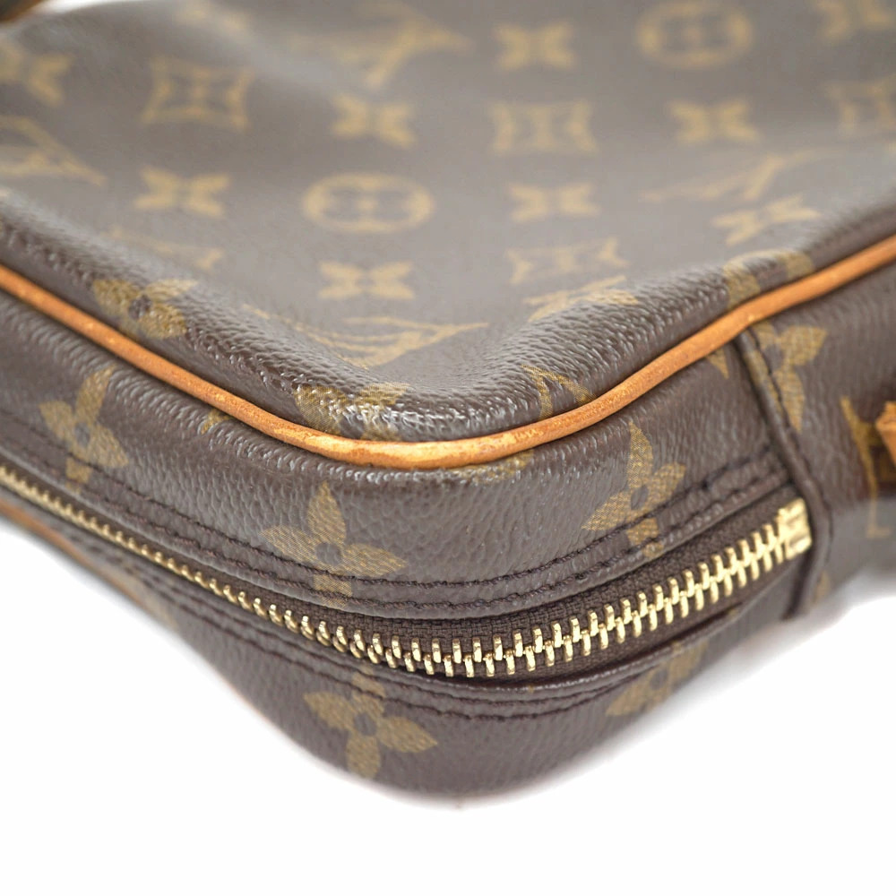 Louis Vuitton Danube Shoulder Bag Monogram - Picture 6 of 8